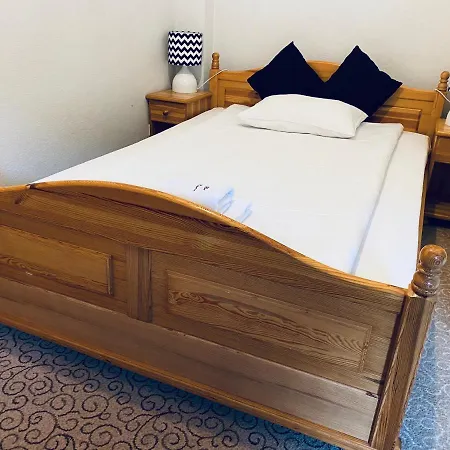 فندق Kolorowa كارباش