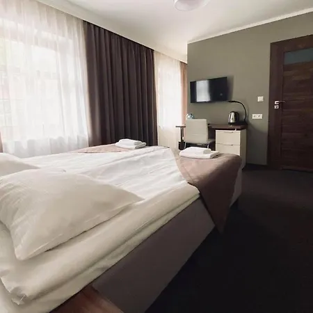 Kolorowa Hotel 2*