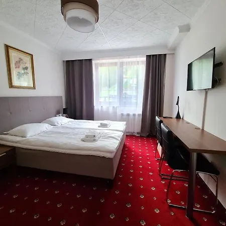 Kolorowa Hotel 2*