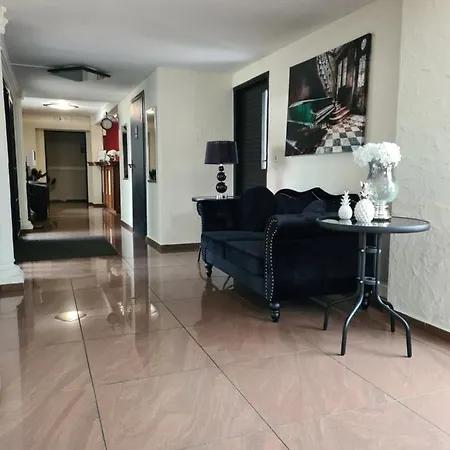 Kolorowa Hotel 2*