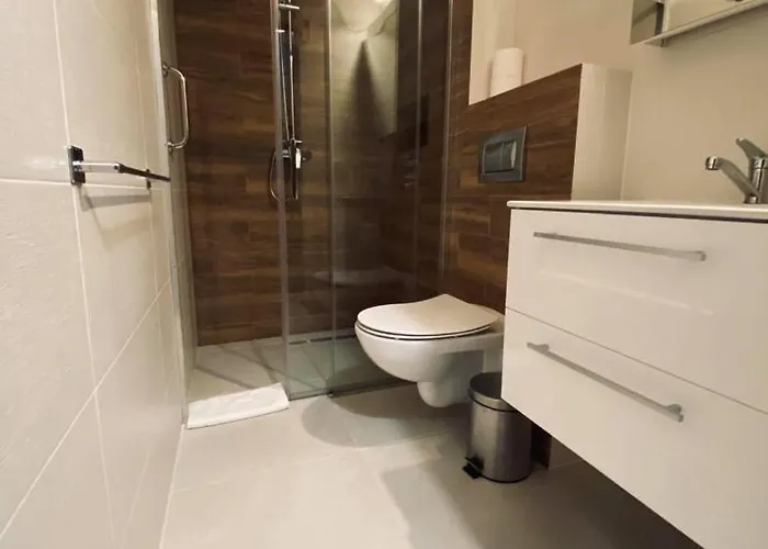 فندق Kolorowa 2*